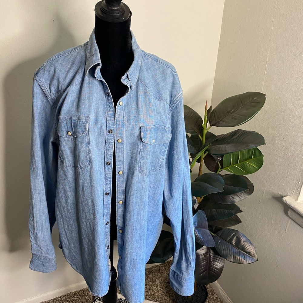 Lightly Worn, I wore it as a jacket/sweater